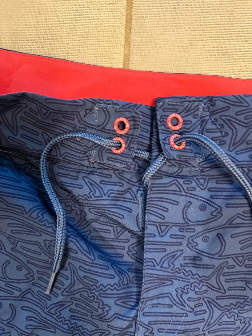 Vineyard Vines Navy & Red Kids' Swim Trunks/Board Shorts Size Boys Medium (12/14